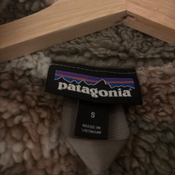 Patagonia Women's Shelled Retro-X® Pullover - Picture 3 of 6